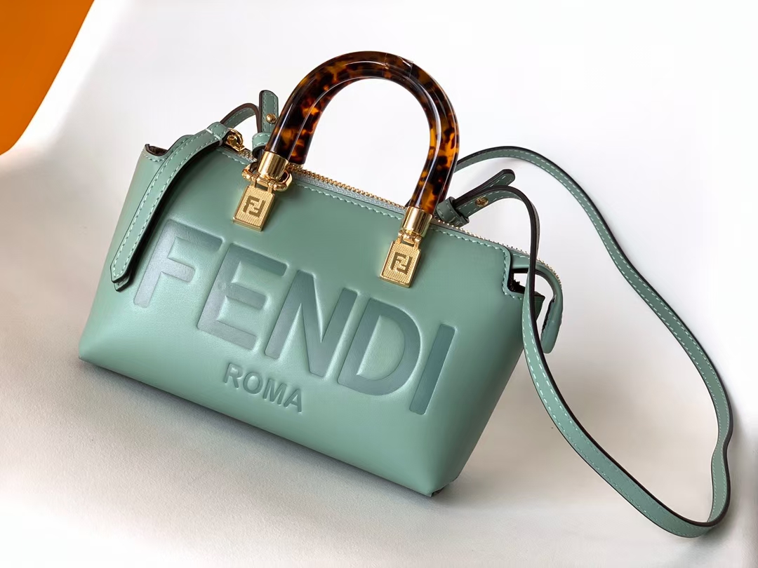 Túi xách FenDi siêu cấp like auth 1:1