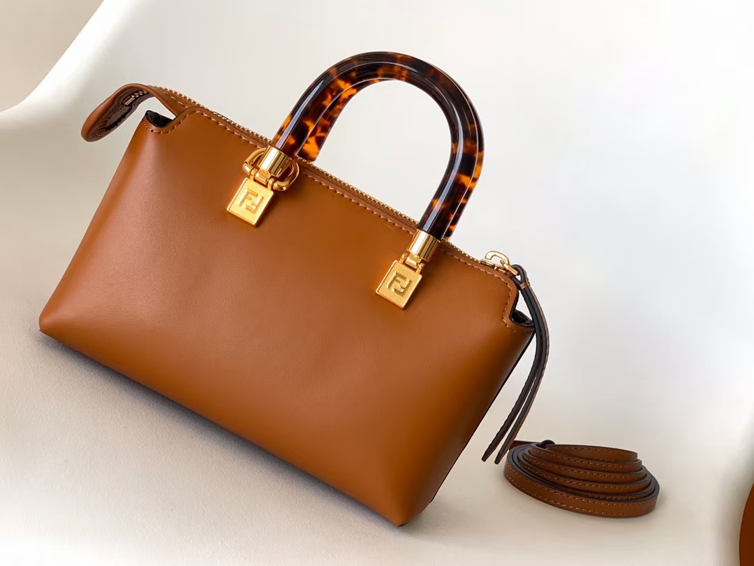 Túi xách FenDi siêu cấp like auth 1:1