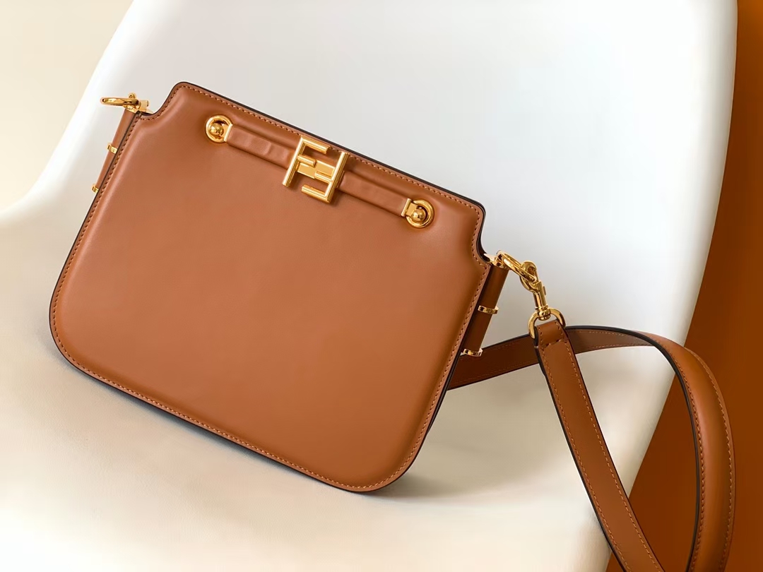 Túi xách FenDi siêu cấp like auth 1:1