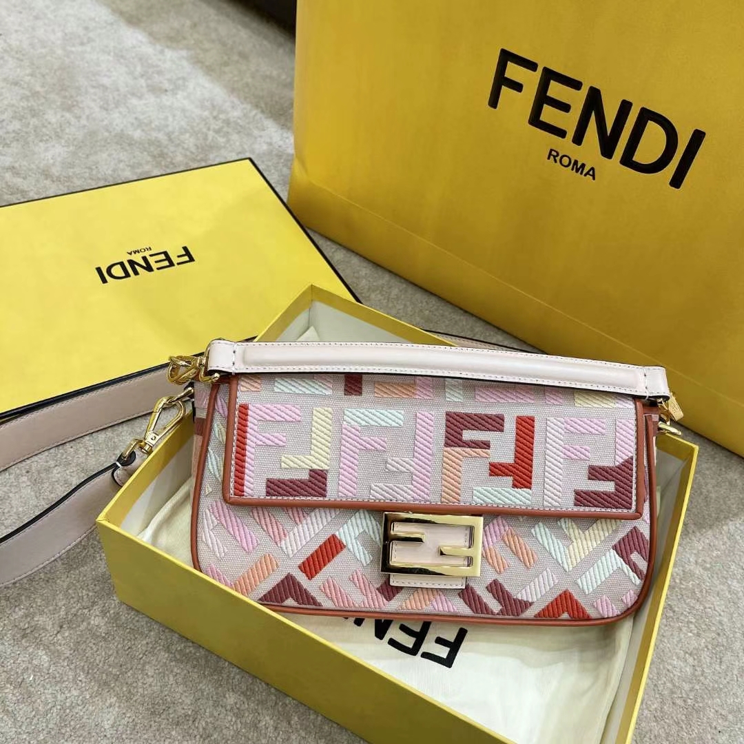 Túi xách FenDi siêu cấp like auth 1:1