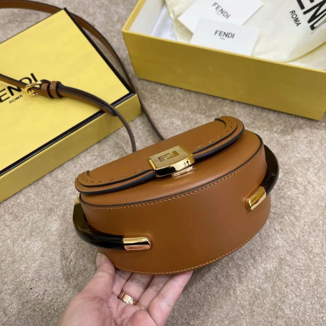 Túi xách FenDi siêu cấp like auth 1:1