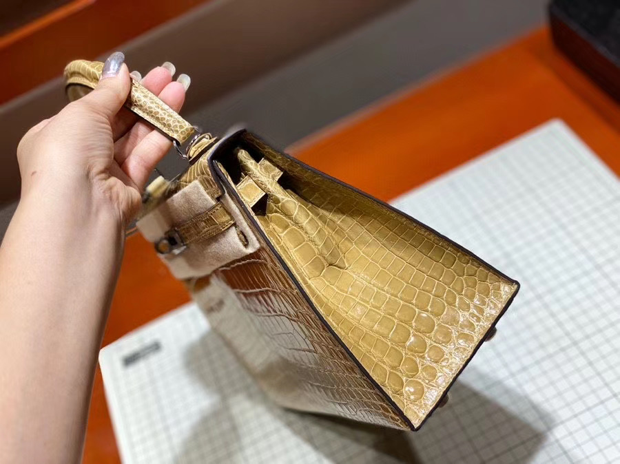 Túi  xách Hermes Kelly da cá sấu may tay 100%