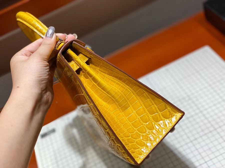 Túi  xách Hermes Kelly da cá sấu may tay 100%