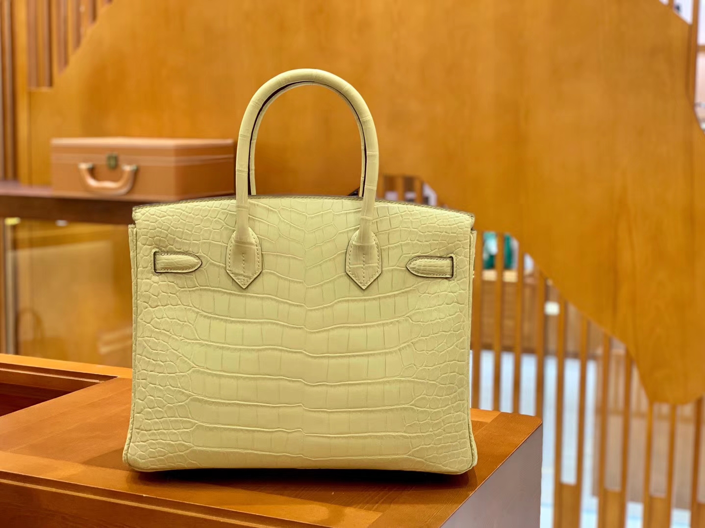 Túi  xách Hermes Birkin da cá sấu  may may 100%