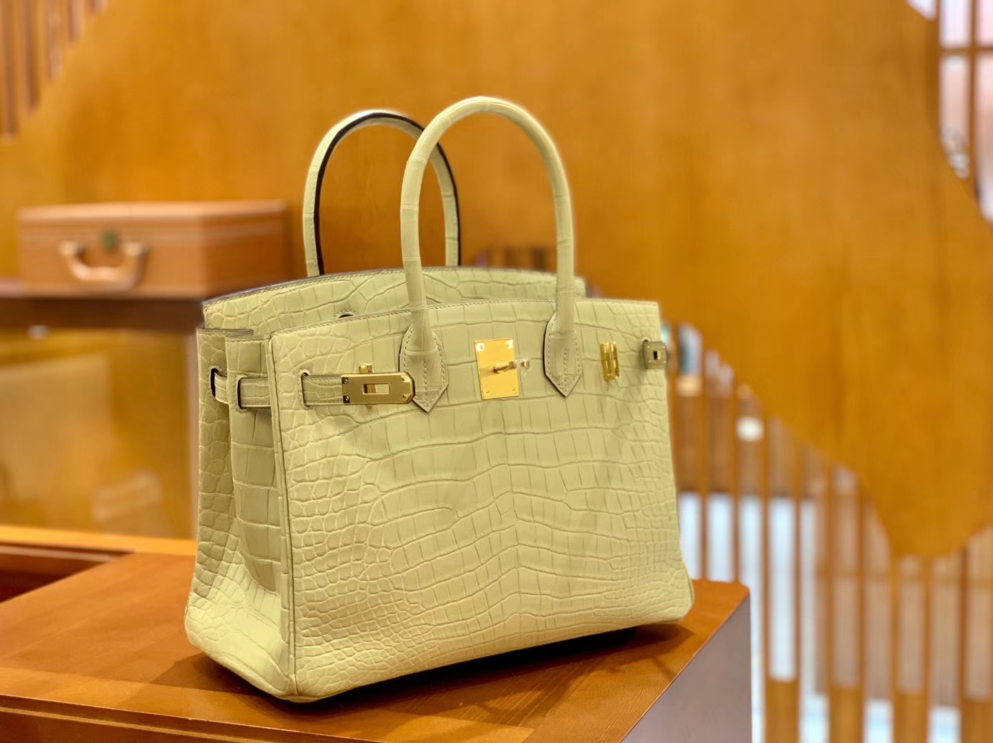 Túi  xách Hermes Birkin da cá sấu  may may 100%