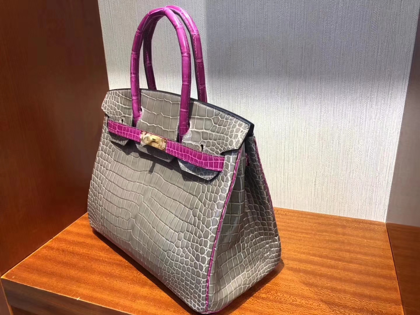 Túi  xách Hermes Birkin da cá sấu  may may 100%