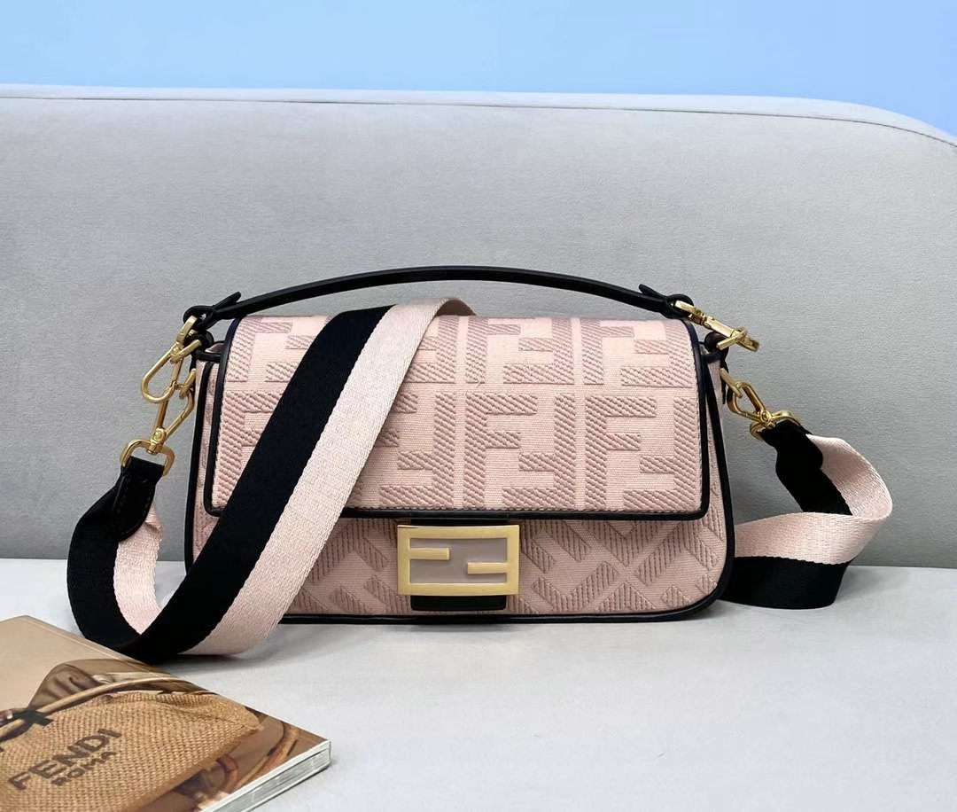 Túi xách FenDi siêu cấp like auth 1:1