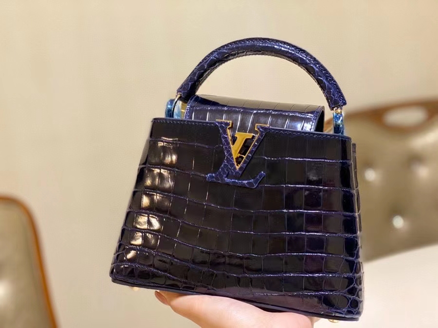 Túi xách louis vuitton LV da cá sấu like auth  1:1 