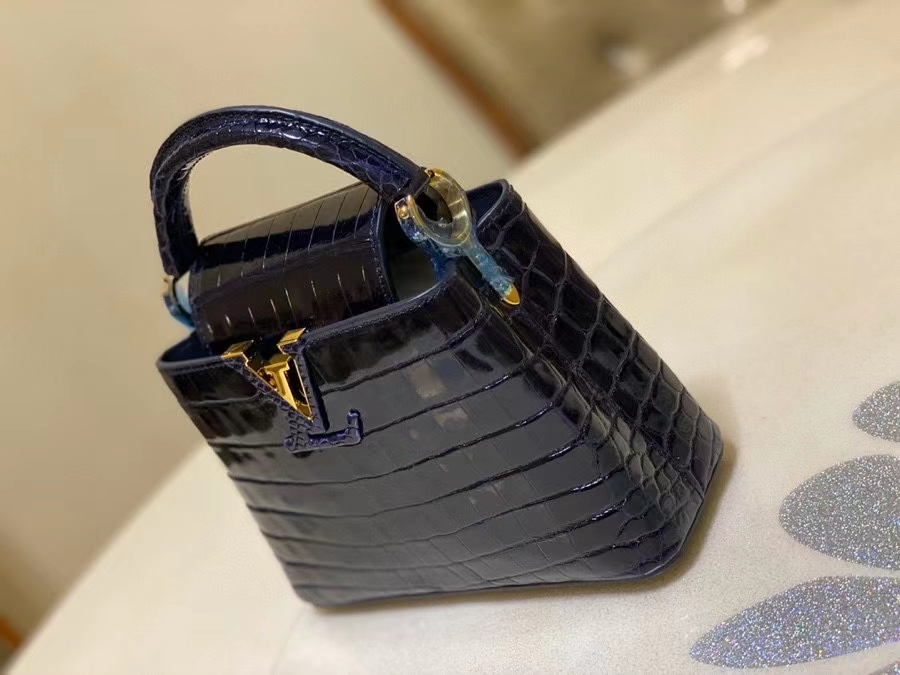 Túi xách louis vuitton LV da cá sấu like auth  1:1 