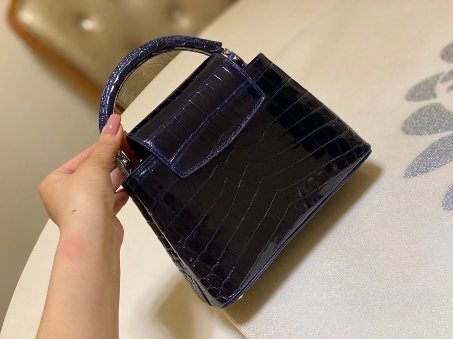 Túi xách louis vuitton LV da cá sấu like auth  1:1 