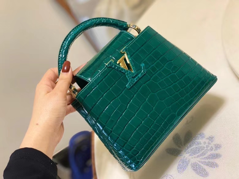 Túi xách louis vuitton LV da cá sấu like auth  1:1 